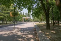 Vesna Convenient Apartment by Chors فنادق في Samorin