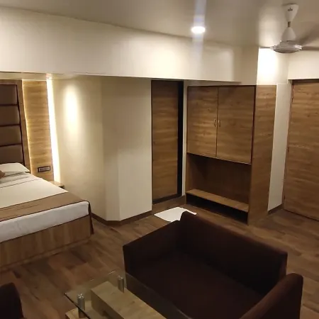 Hotel Heritage Dakshin