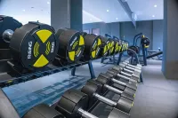 Rogers Hotel Manado - Gym