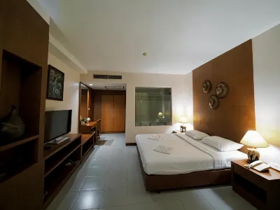 CENTRAL PLACE HOTEL Hotels in 