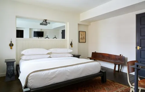 Neptune, an Ash Hotel Hotels in Провіденс