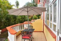 Reef Holiday Apartments Hotel di Mahe Island