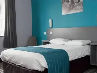 Oyster Fleet Hotel - 2-Star