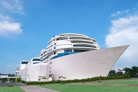Pacific Palace Hotel