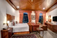 Pearl Continental Hotel Malam Jabba - parking