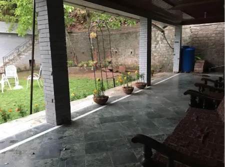 Khan Guest House Murree