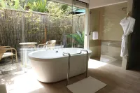 Munting Paraiso by Bravo Hotel - suối nước nóng