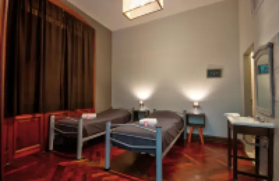 Play Hostel Arcos
