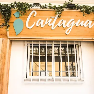 Cantagua Hostel Отели рядом со станцией Валенсия Северная железнодорожная станция