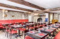 Aux Prisons de Montagny Hotels in Givors