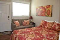 All One Level Basement Unit Large Great Room Kitchen 3 bed 2 baths