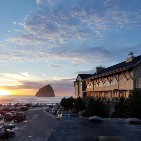 Headlands Coastal Lodge & Spa