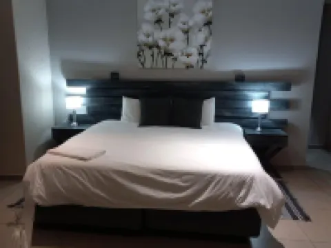 Snl Guesthouse at Visarend Hoteles en Malelane