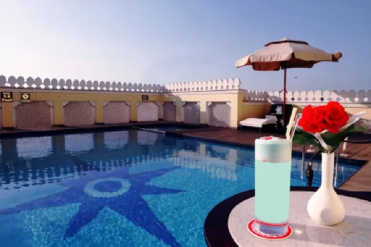 Grand Uniara A Heritage Hotel Hoteles cerca de Central Museum