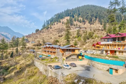 8Fold by Larisa, Jibhi Hotel di Kullu