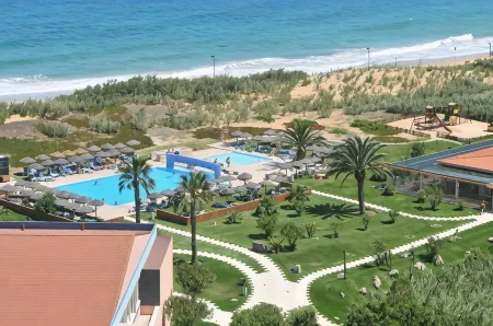 Vila Baleira Porto Santo Отели в г. Lombas