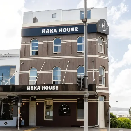 Haka House Auckland K'Road Отели рядом с достопримечательностью «Улица Кей-роуд»