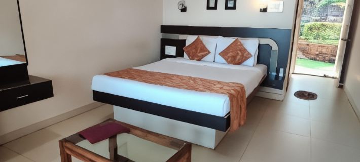 Nakshatra Beach Resort Hotels in Ratnagiri