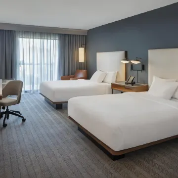 Courtyard Springfield Airport