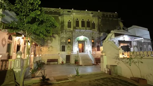 Hotel Radhika Haveli, Mandawa - bar