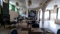 Hotel Iri - Parkplatz