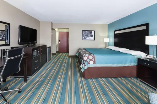 Super 8 by Wyndham Sulphur