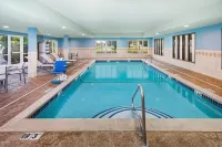 Holiday Inn Express & Suites Chicago South Lansing Hotel a Lansing