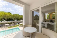 Hi Hotels Sirmione - Lakeview Pool - parcheggio