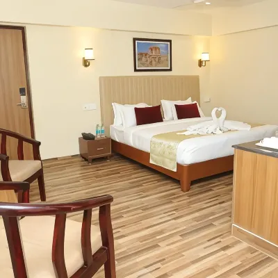Gadiraju Palace Convention Centre & Hotel Hotels near Kailasa Giri