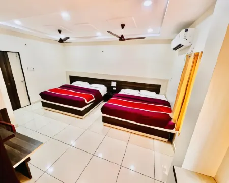 Sri Bhavyaresidency Hotels in Khammam