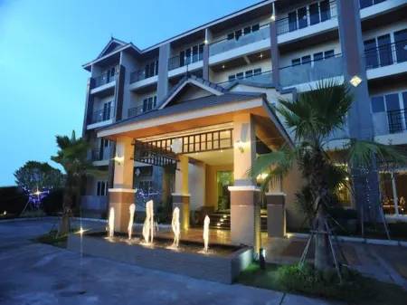 Kitlada Hotel Udonthani Отели рядом со станцией Udon Thani