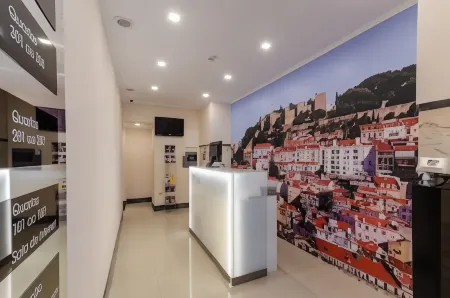 Hotel Duas Nações Отели рядом с достопримечательностью «Триумфальная Арка на руа Аугушта»