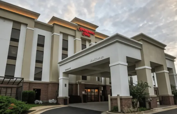 佩恩堡歡朋酒店