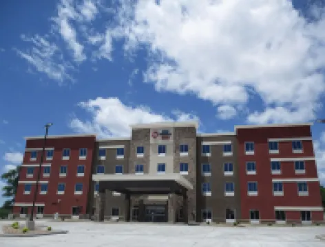 La Quinta Inn & Suites by Wyndham Jackson/Cape Girardeau Hotels in 