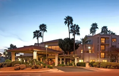 Best Western Plus Scottsdale Thunderbird Suites Hotels near On the Edge Gallery