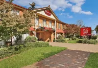 Comfort Inn Heritage Wagga Hotels near Surveyor Townsend Park