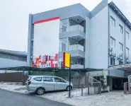 Fortuna Hotel & Residence by My Hospitality - Motels