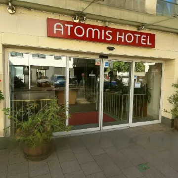 Atomis Hotel Düsseldorf City Отели рядом с достопримечательностью «Медиагавань»