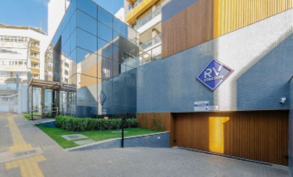 Apartments in a Building With a Pool 800m From the Beach in Salvador - EDF