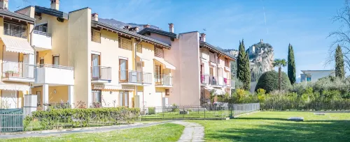 Arcolovers, apartment with terrace and parking