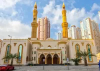 Stylish Serene 2BHK in the Heart of the City Các khách sạn ở 