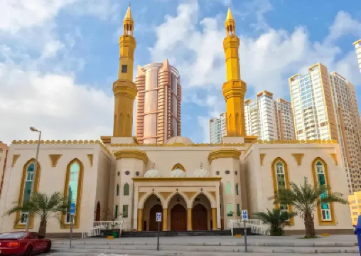 Stylish Serene 2BHK in the Heart of the City Hotels in 