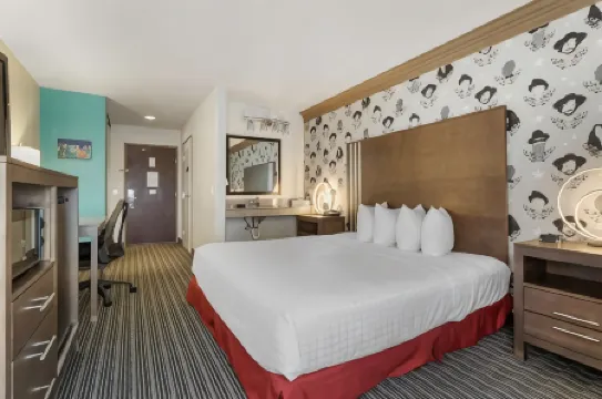 Aiden by Best Western @ Austin City Hotel