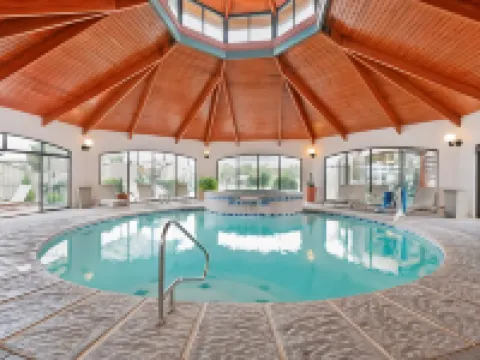 Best Western Plus Swiss Chalet Hotel  Suites Hotels in Pecos