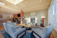 Best Western Plus Emerald Isle Hotel - 3-Star