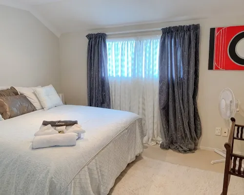 Howick Luxury Large Home Hotels near Howick