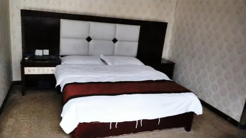 Dongkou Hyatt Business Hotel - Pet friendly