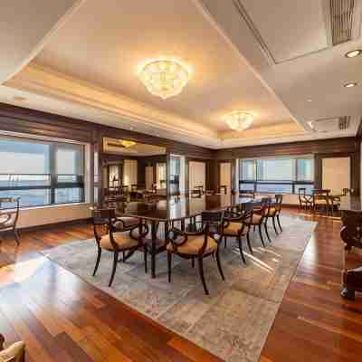 Radisson Montevideo Victoria Plaza Hotel Dining/Meeting Rooms