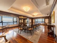 Radisson Montevideo Victoria Plaza Hotel Hotels in Montevideo