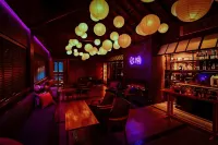 Onsen at Moncham - bar